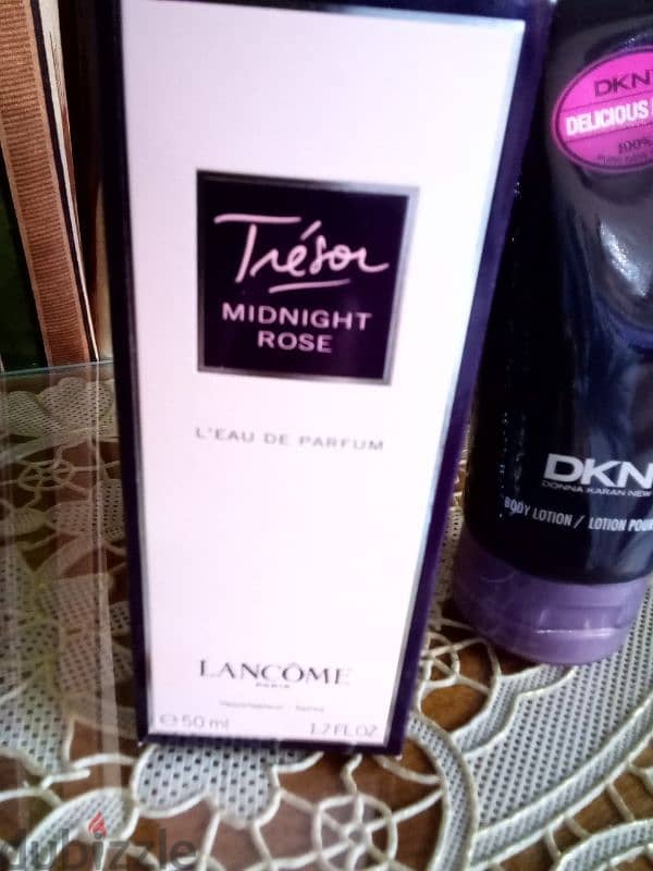 هدية قيمة ,Tresor Midnight Rose& DKNY Sexy Body Lotion 5