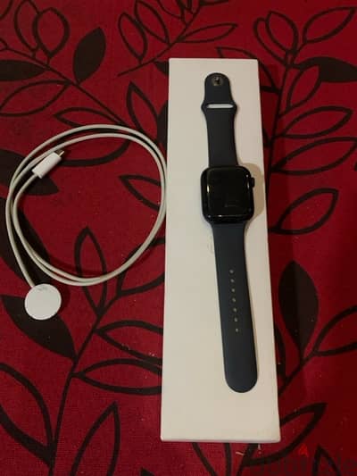 apple Smart watch series 7 45mm