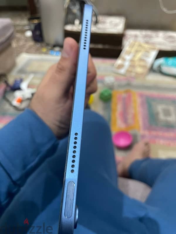 Apple iPad (10th gen) 7