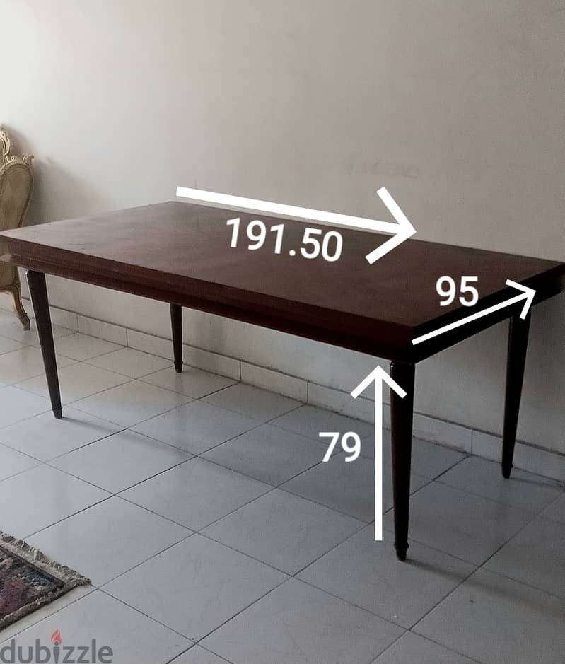 تربيزة سفرة كبيرة بحاله ممتازة 1