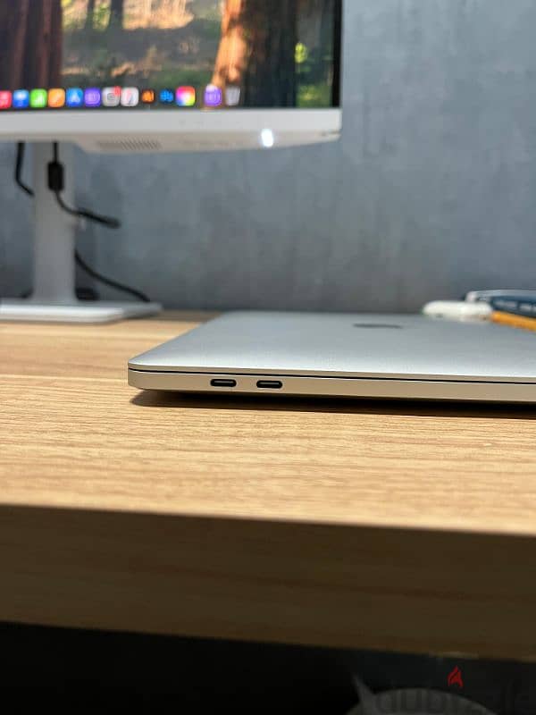 Macbook pro M1 2020 8