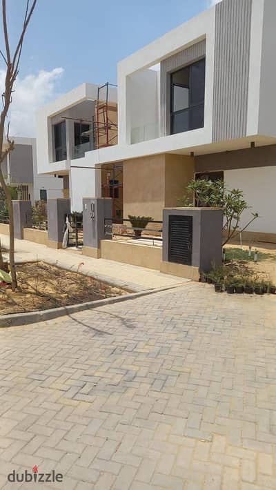 townhouse in PX Palm Hills, next to New Giza, at a very special price