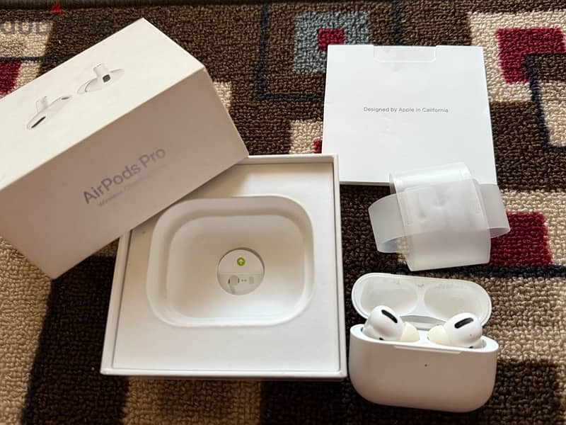 AirPods pro - بالعلبه 2