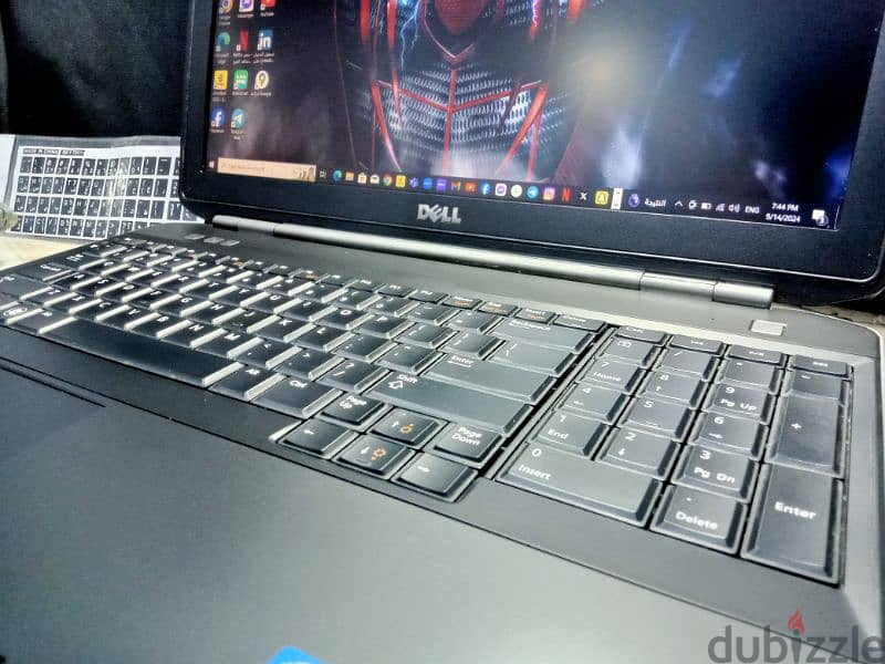 Dell latitude core i5 رام ٨ هارد ٥٠٠ 7