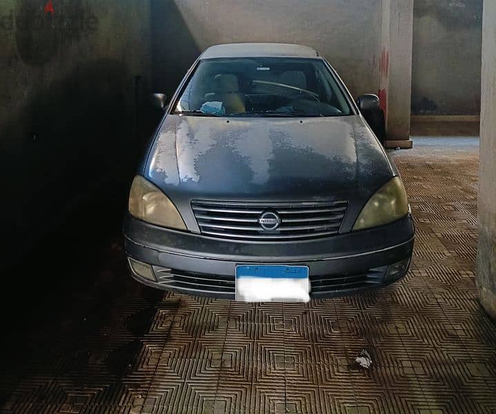 Nissan Sunny 2012 0