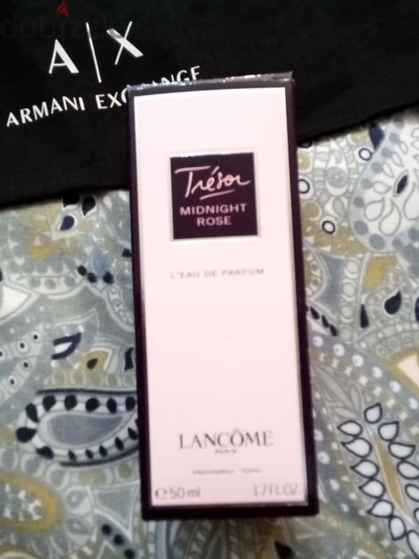 هدية قيمة ,Tresor Midnight Rose& DKNY Sexy Body Lotion 8