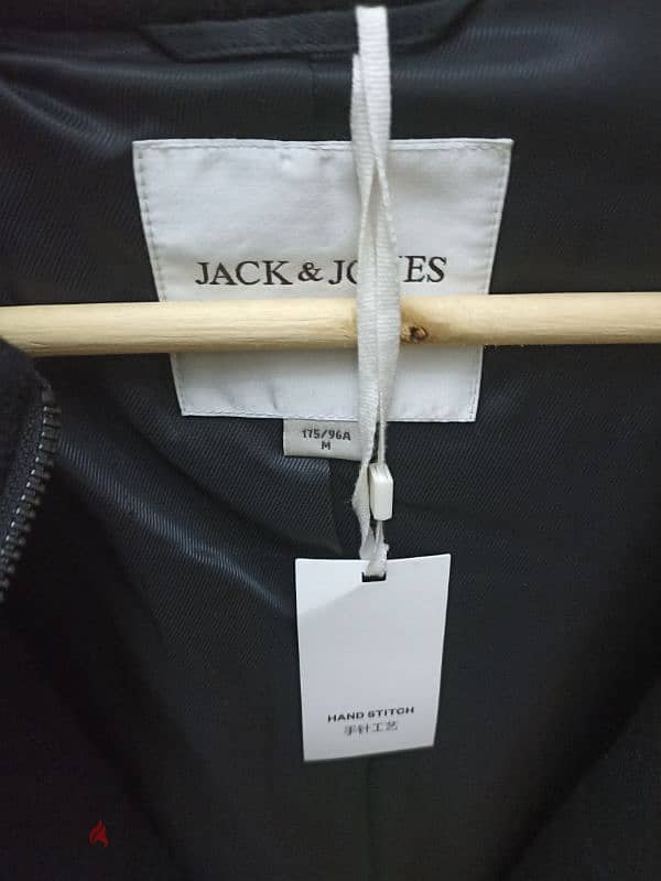 JACK & JONES 2