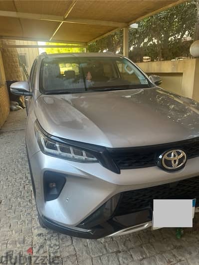 Toyota Fortuner 2024