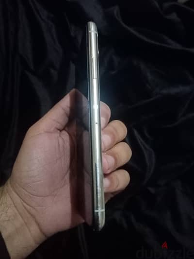 iphone 11 pro max 256gb بدون اي ضريبه