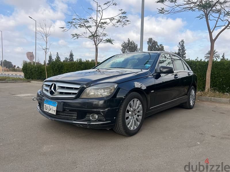 Mercedes-Benz C200 - Perfect condition 0