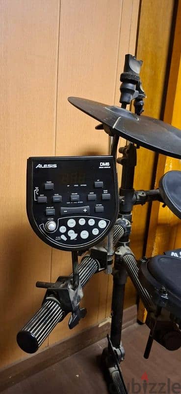 Alesis DM6 USB Kit 5 Piece Electronic Drum Set