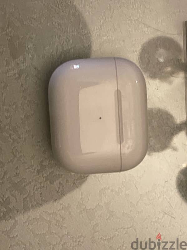 Apple Airpods 3rd generation Original Used in a good condition 2