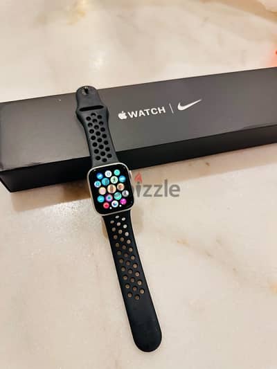 Apple Watch Series 6 Nike 40mm With Box like New