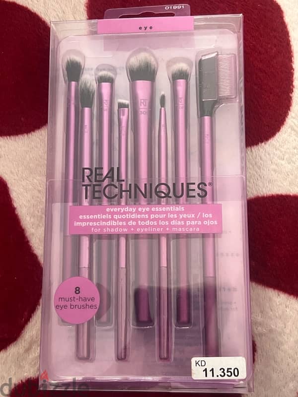 real techniques eye brushes 0