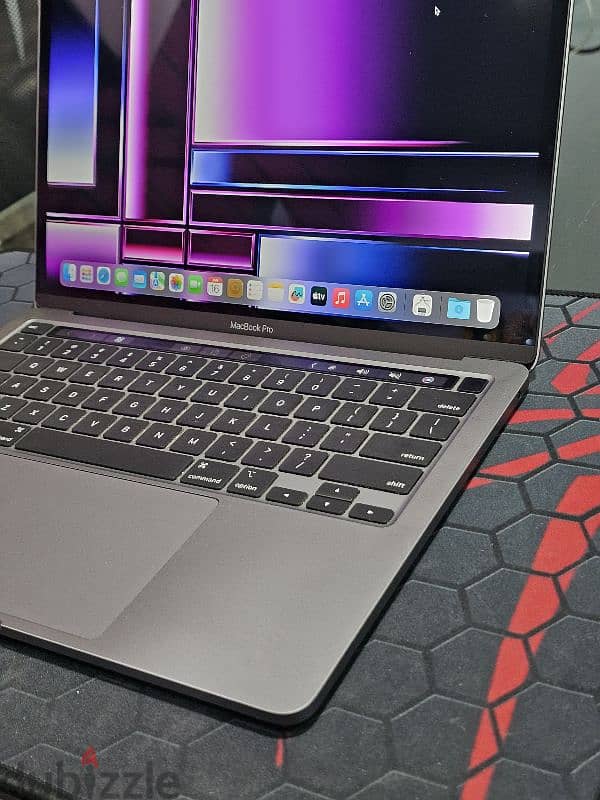 Apple macbook pro M1 2020 16G RAM 3