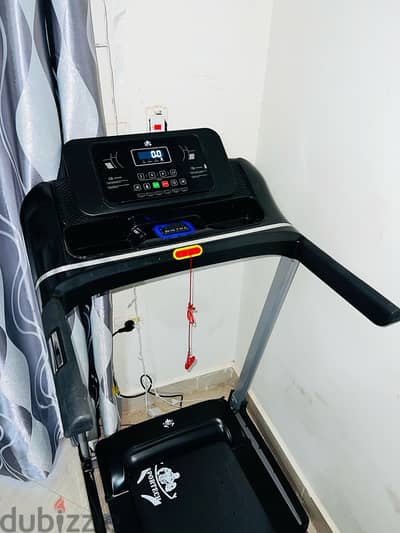 treadmill sportech للبيع حاله ممتازه