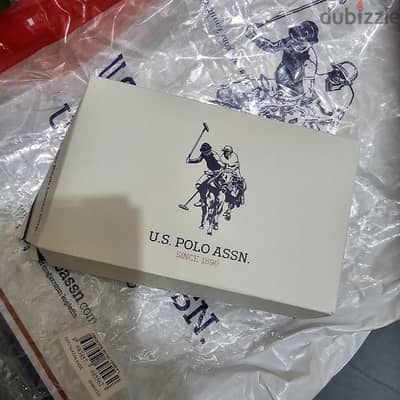 محفظة حريمي US Polo Assn جديدة