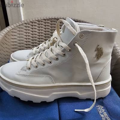 US POLO ASSN استعمال مرتين Size 39