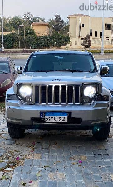 جيب ليبرتى 2011 . jeep kk