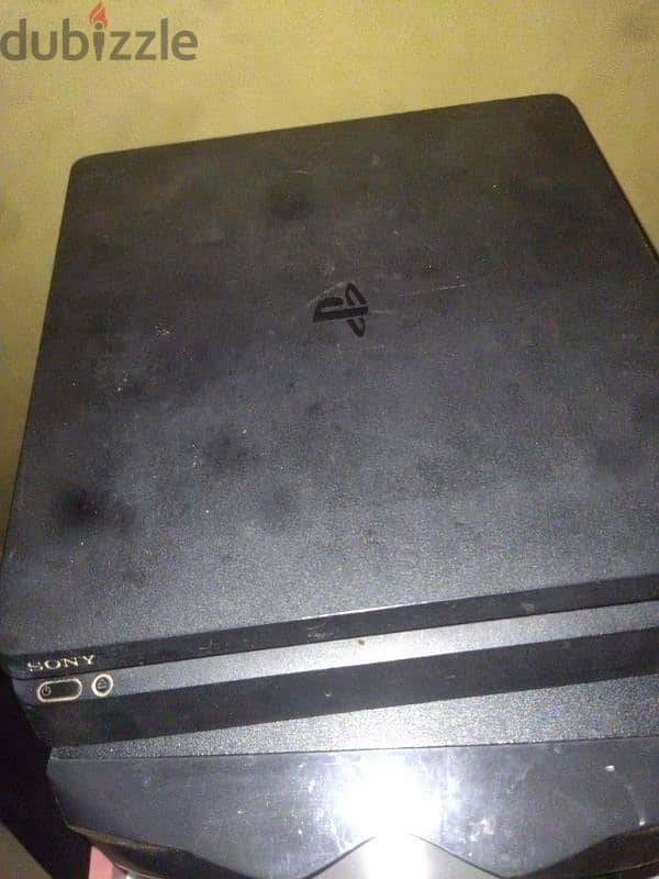 جهاز ps4 slim مليان العاب ومعاه دراعين باقي التفاصيل ف الوصف 0