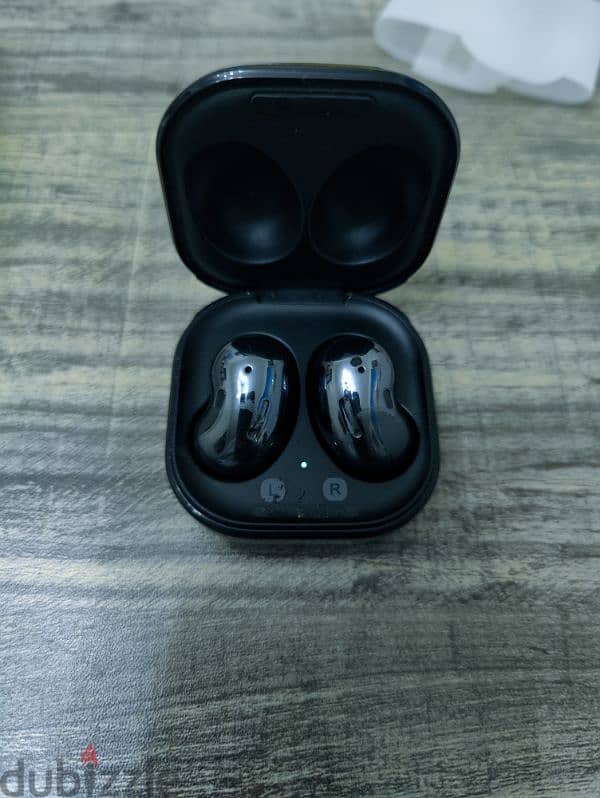 soundcore space one & galaxy buds live 6