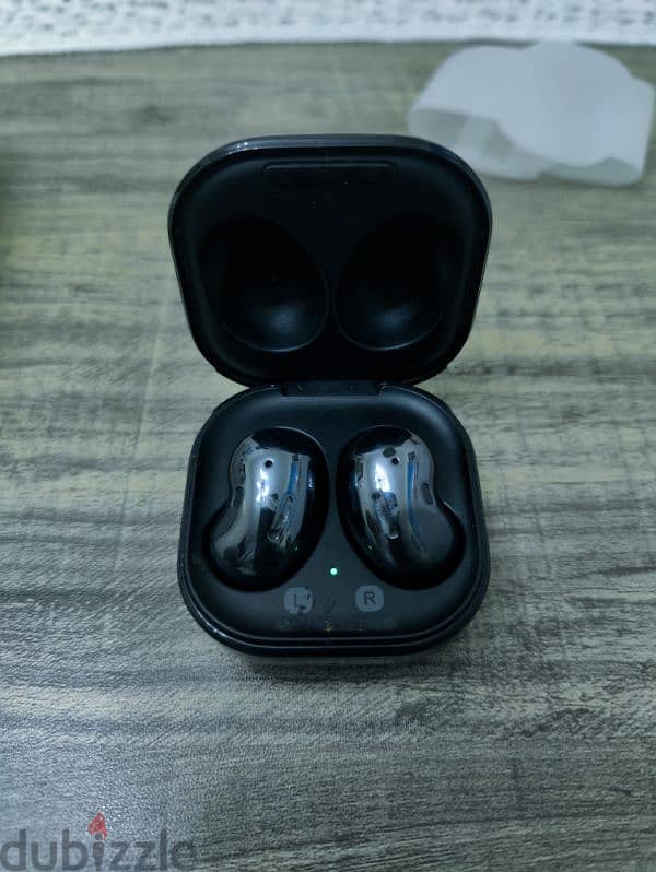 soundcore space one & galaxy buds live 7