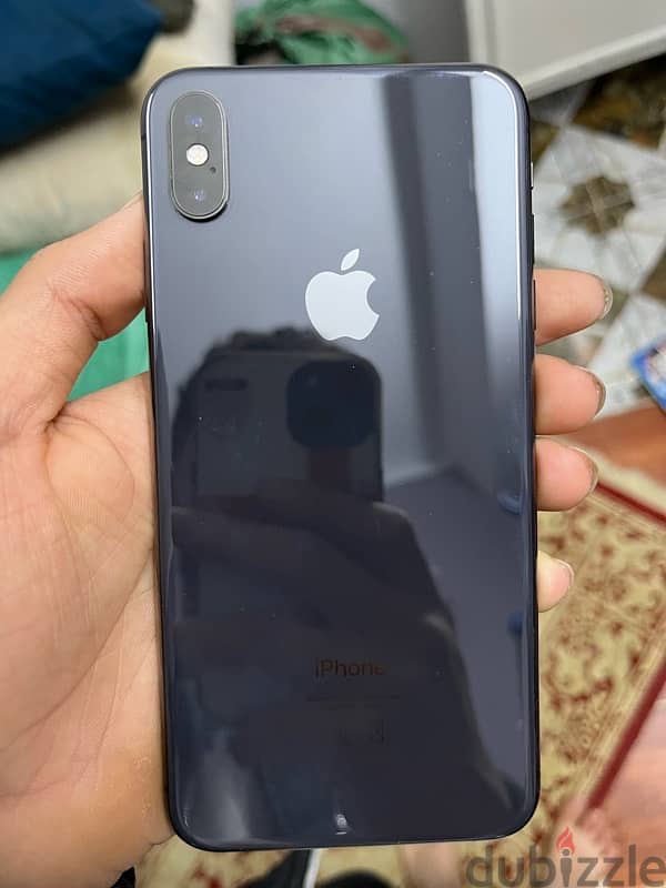 iPhone XS Max 1