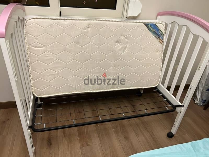 Juniors baby bed with mattress 3