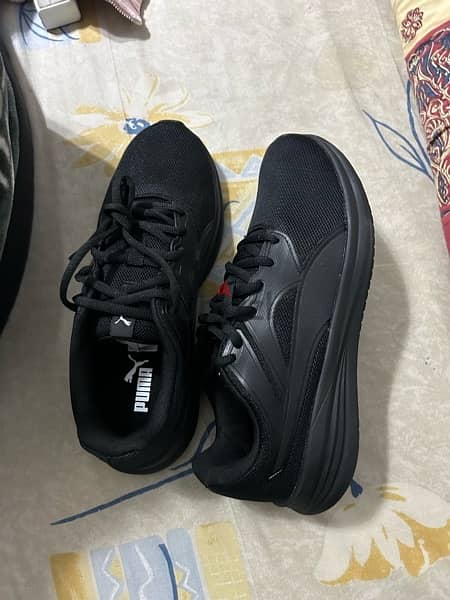 black puma shoes 1