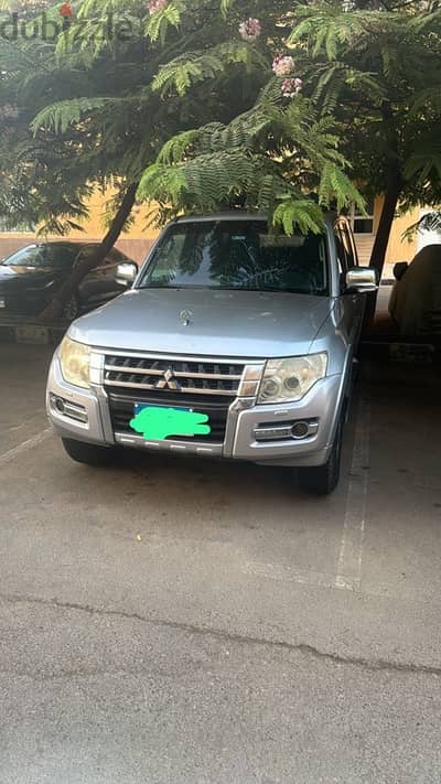 Mitsubishi Pajero 2015