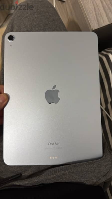 Ipad Air 6th generation M2 128g wifi 1