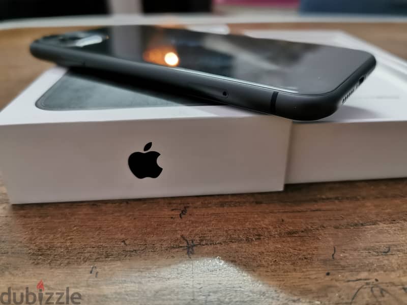 I phone 11_64 بطارية 82% جديد لانج بيع اوبدل ب اقل 2