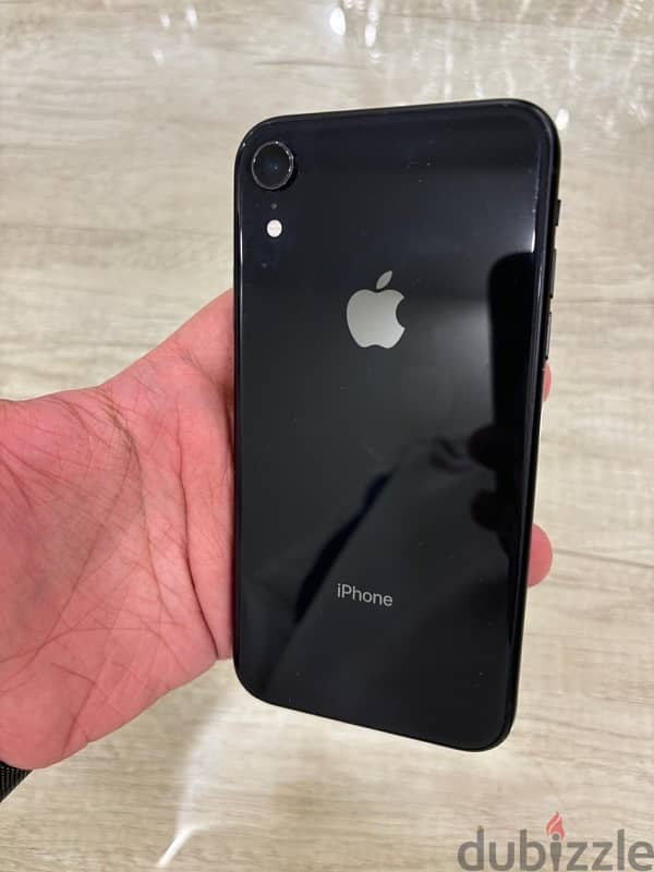 iphone XR 8