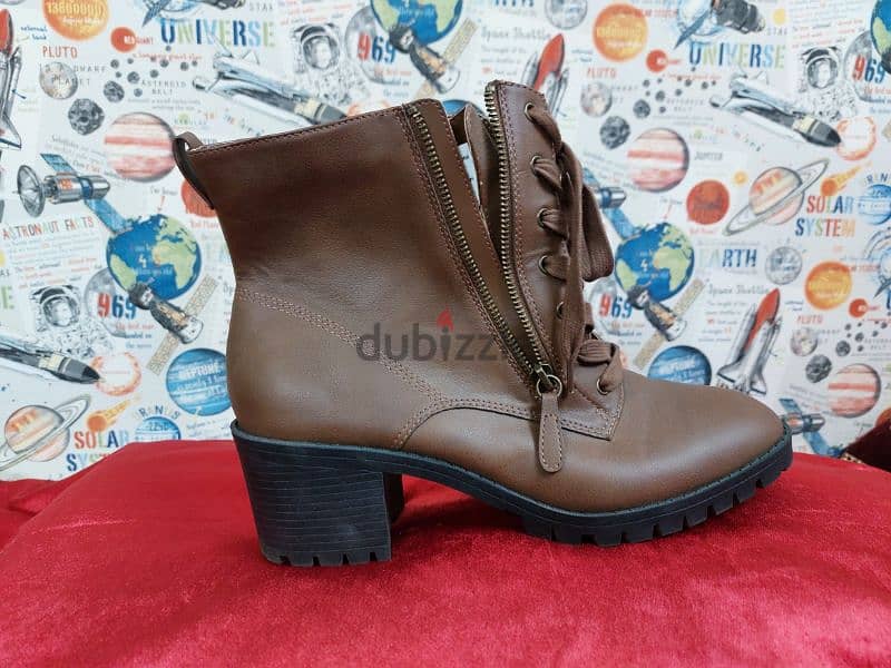 بوت جديد من Payless مقاس 43 0