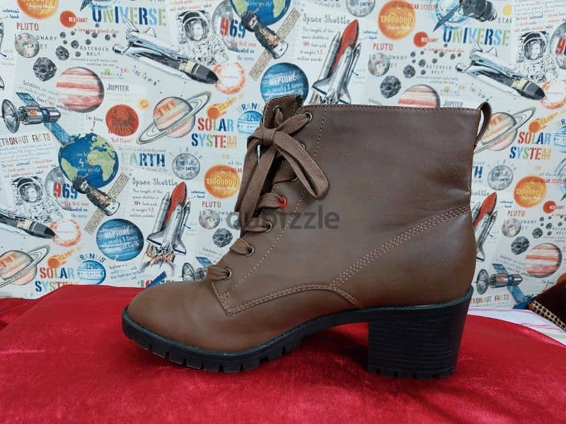 بوت جديد من Payless مقاس 43 1