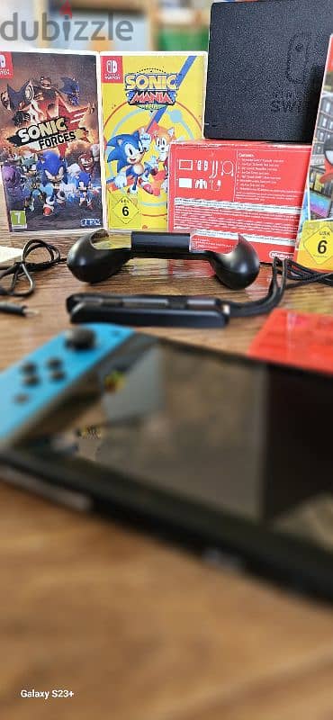 Nintendo Switch Used in perfect condition with Accessories 2