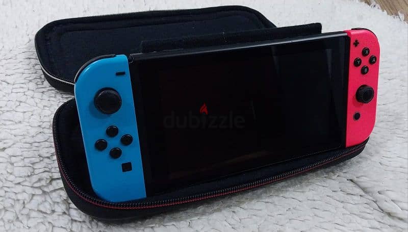 Nintendo Switch Used in perfect condition with Accessories 7