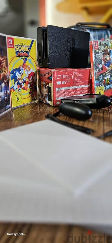 Nintendo Switch Used in perfect condition with Accessories 15