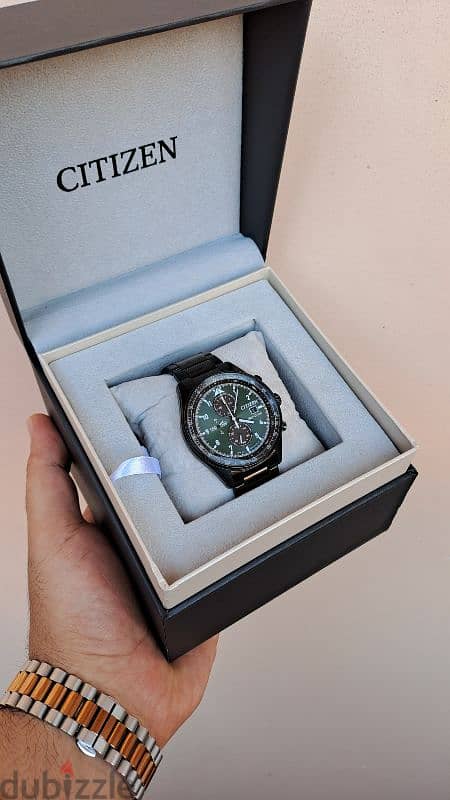 Citizen powered by Eco-Drive 44m 9