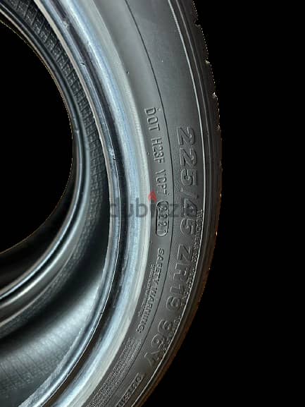 طقم كاوتش مستعمل مقاس - 225/45 R19 3