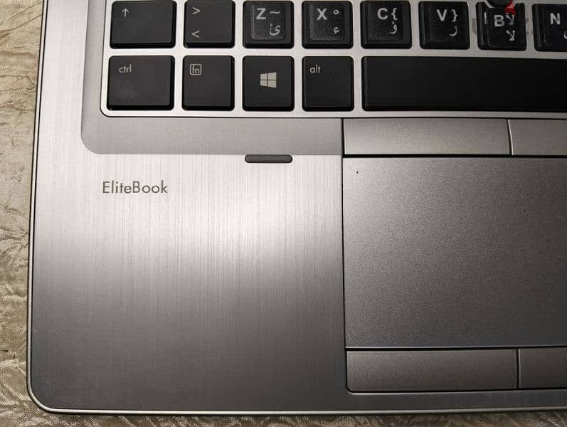 HP EliteBook 4