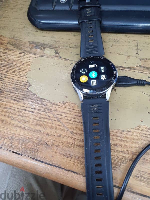 smart watch Gt2 used carrfully 2