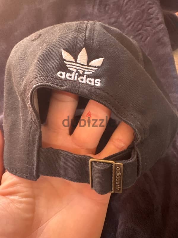 adidas original CAP 4