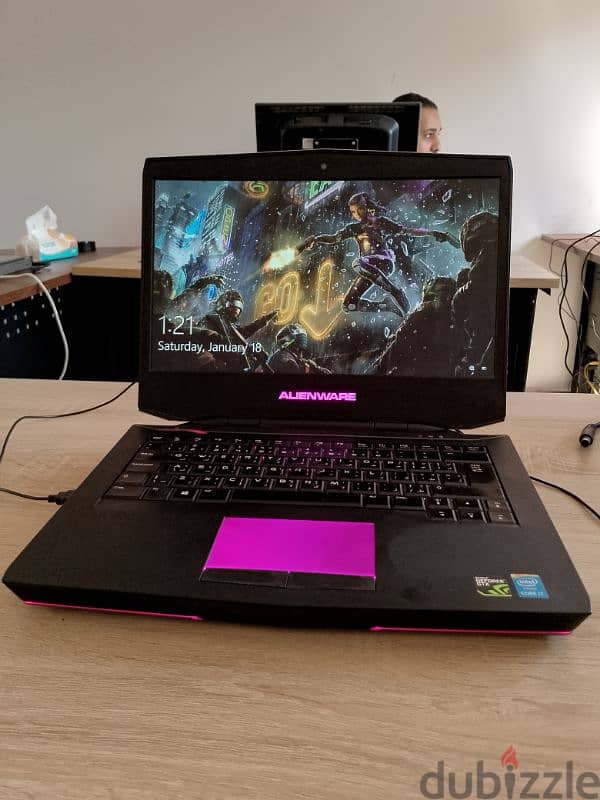 Dell Alienware حالة الجديد 8