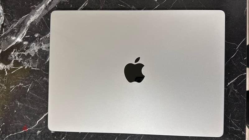 Macbook Pro M2 Max 14 inch with all contents 0