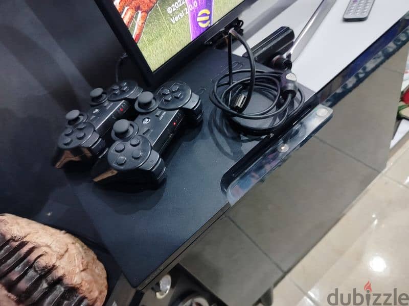 Playstation 3 slim للبيع بحالة ممتازة جدا 2