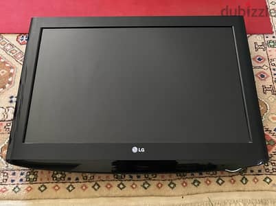 LG 32 inch television