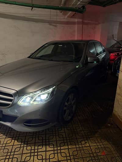 Mercedes-Benz E200 2015 Brand new