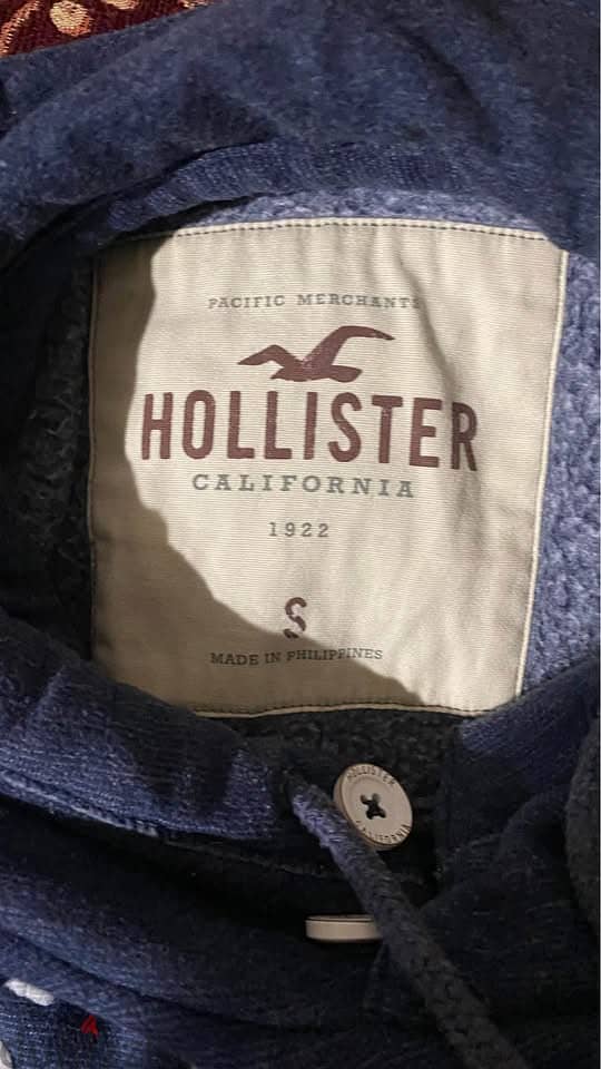 Holllister hoodie size Small 1