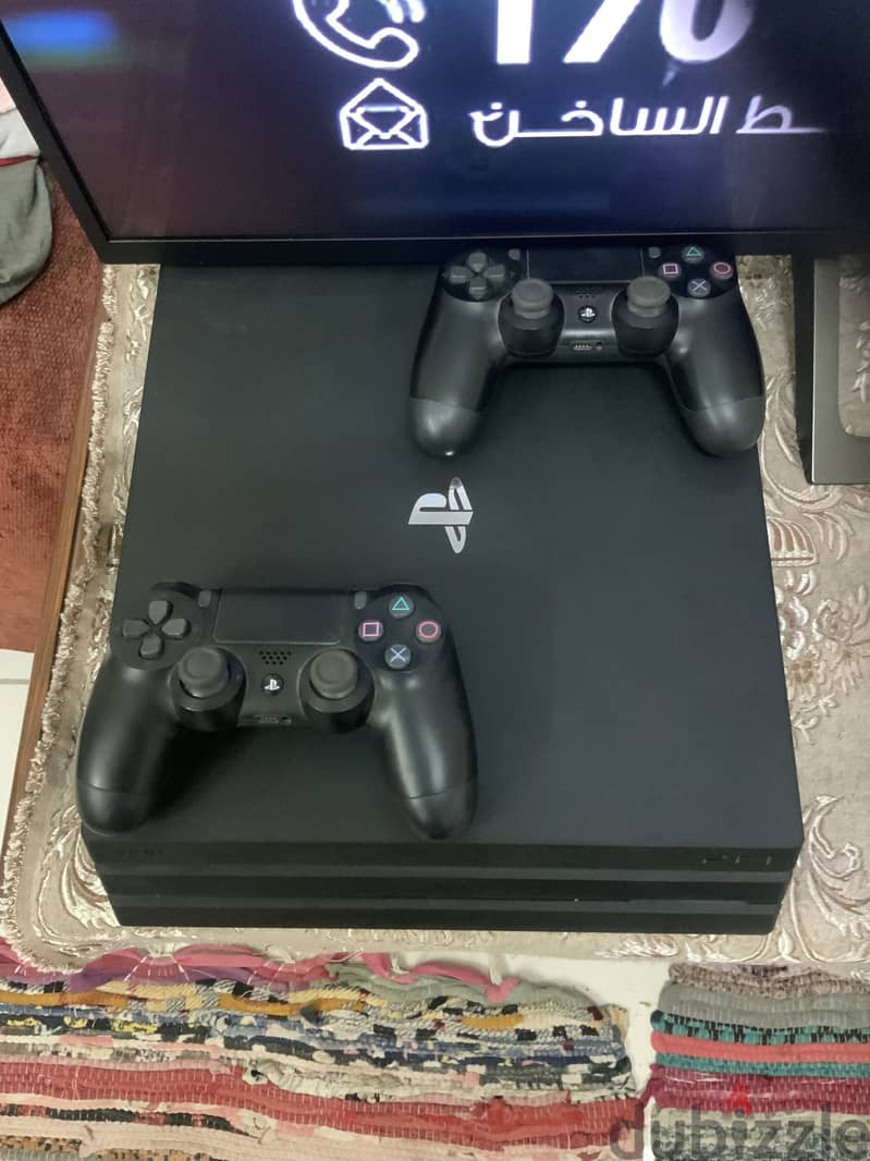 Song PS4 Pro 1TB in Mint Condition 3